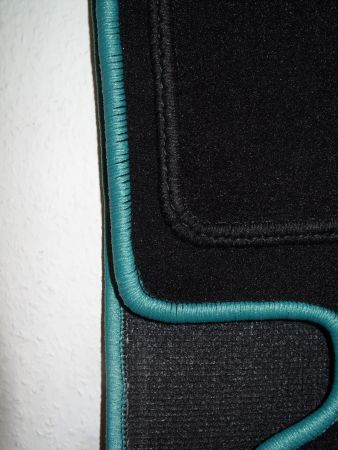Floor mats 4 pcs. black/mint outline BMW E34