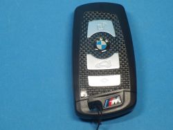 BMW 8 GB USB Stick in the style of an ignition key carbonlook