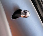 INTERIOR AIRCAPS Valve Caps alu - chrome, 3 black rubber rings,
