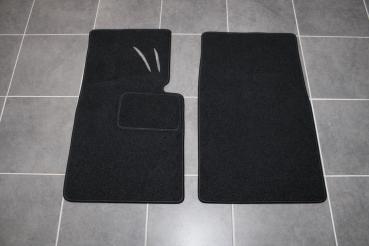 Preview: Fussmatten 4 tlg. schwarz/Kettlung schwarz passend für BMW 02 E10