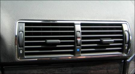 Rahmen Lüftungsdüse Mitte poliert passend für BMW 5er E39 Limousine / Touring