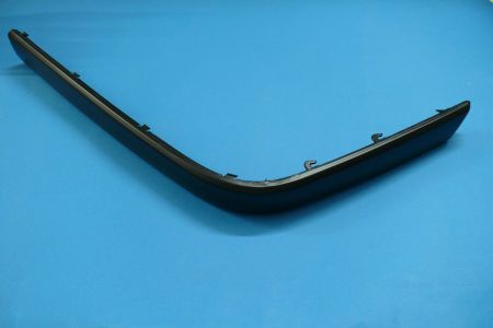 Stossleiste vorne links BMW 5er E34 glatte Oberfläche
