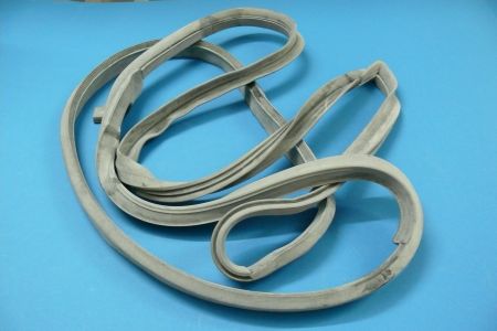 Door sealing front right BMW 5er E28