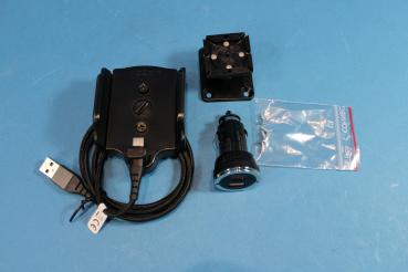 KUDA Fix2Car Halter für Smartphone mit USB-C Anschluss und für Gerätebreite 58-95 mm Universell fest einstellbar & 1,0m USB-A Kabel
