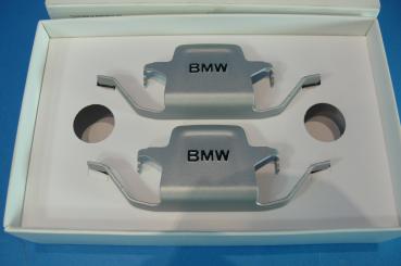 BMW Design Haltefedern (4er Set) BMW 1er F20 F21 2er F22 F23 3er F30 F31 F34 4er F32 F33 F36