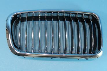 Chromniere im 750i Look mit Chromstreben rechts BMW 7er E38 ab 9/98