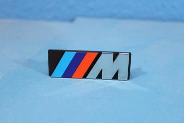 M Emblem Frontgrill BMW E12 E21 E23 E24 E28 E32 E34