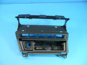 Träger für BMW 3er E46 (für Fahrzeuge mit Raucherpaket)