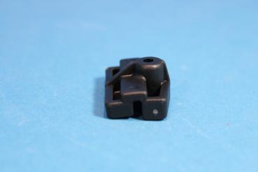 Preview: Klammer für M-Technic Seitenschweller unten BMW E30 / E24