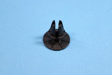 Distanzclip Schwellerleisten BMW E60 E61 E63 E64