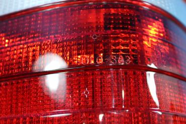 Preview: Rückleuchte RECHTS passend für Mercedes W124 T-Modell