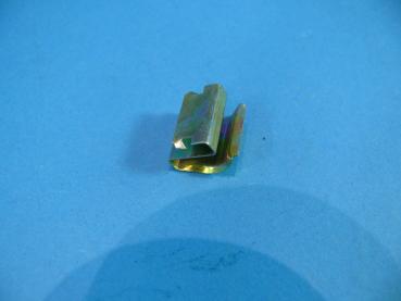 Kabelklemme D=9/B=4 z.B. Sitzheizung BMW E3 E9 E12 E21 E23 E24 E28 E30 E31 E32 E34 E46 E52 E53 E65 E66 E83 E85 X3 X5 Z1 Z4
