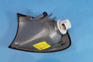 Preview: Front indicator orange -right side- BMW 3er E46 Compact