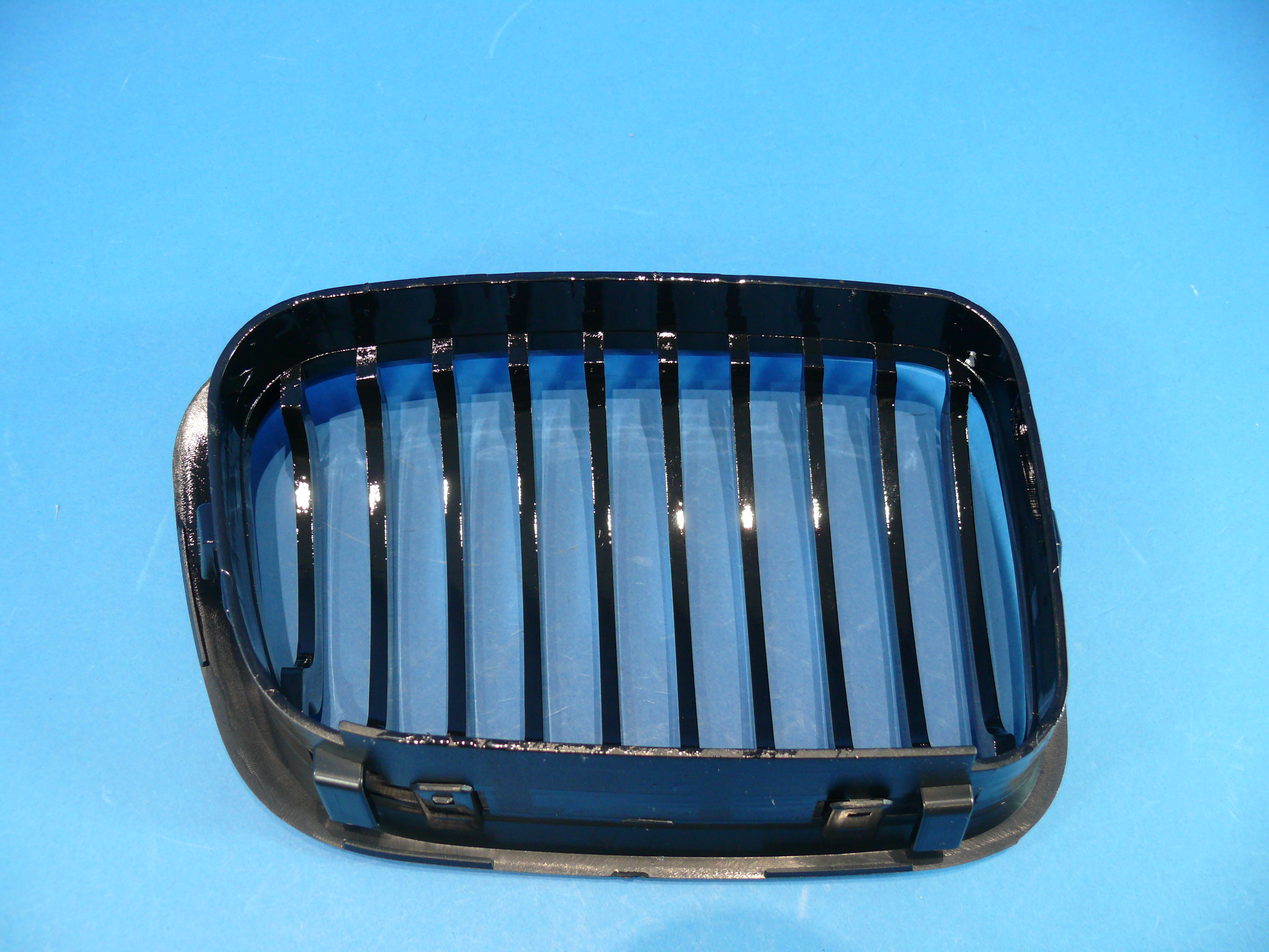 KÜHLER-GRILL NIEREN SCHWARZ GLÄNZEND für BMW 3er E46 LIMO TOURING