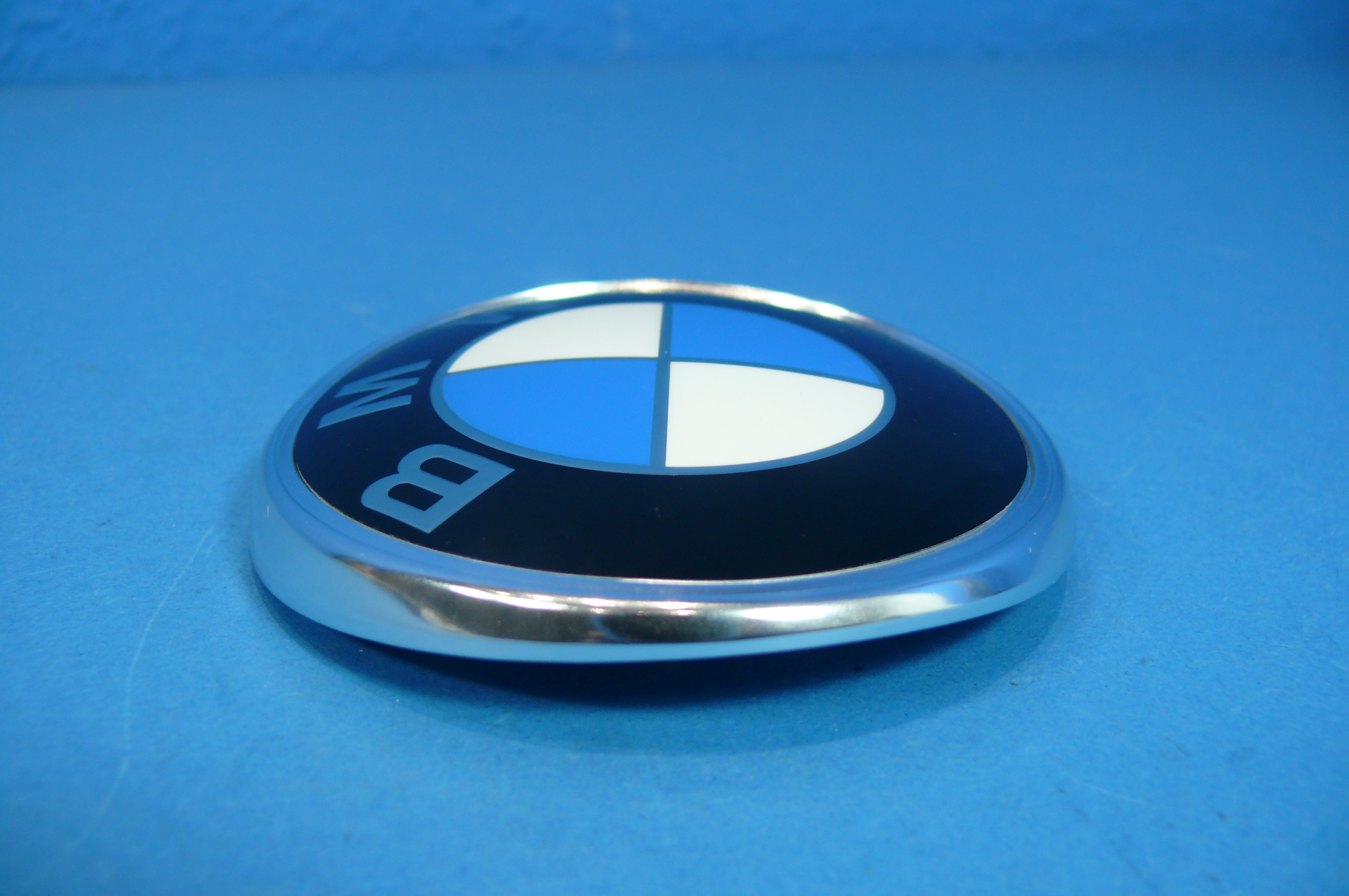 BMW EMBLEM MOTORHAUBE ODER KOFFERRAUM