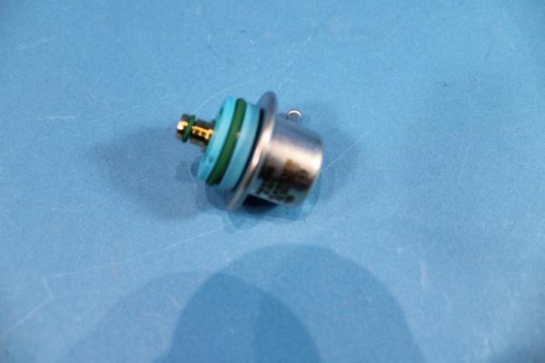 BOSCH Druckregler BMW E31 E32 E34 E36 E38 E39 E53