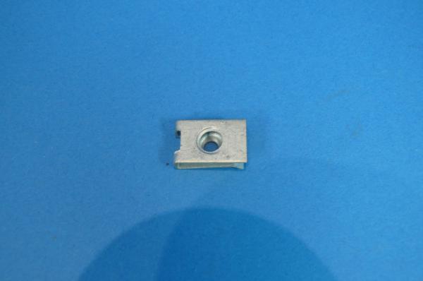 C-Clip Mutter BMW E23 E24 E36 E38 E81 E82 E87 E88 Z3