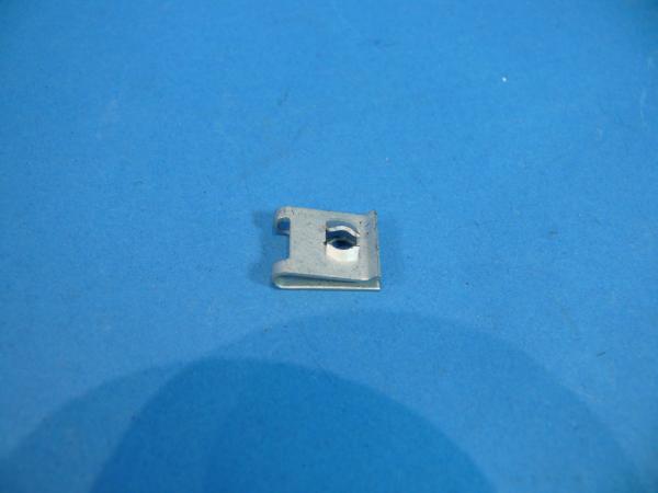 C-Clip Blechmutter 4.2-2.2-2.8mm BMW E60 E61 E63 E64 E65 E66 E67 F01 F02 F04 Mini R58 R59