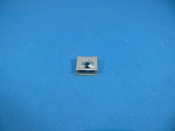 C-Clip Blechmutter 4.2-2.2-2.8mm BMW E60 E61 E63 E64 E65 E66 E67 F01 F02 F04 Mini R58 R59