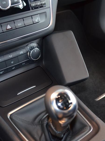 KUDA Telefonkonsole passend für Mercedes A-Klasse ab 09/2012 CLA/GLA ab 2013 Kunstleder schwarz