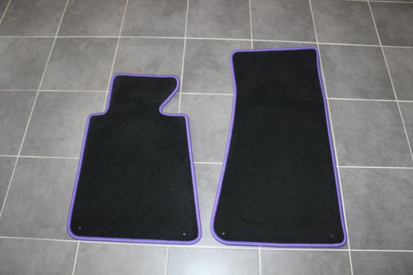Fussmatten 4 tlg. schwarz/Kettlung violett passend für BMW 5er E34 Limousine / Touring
