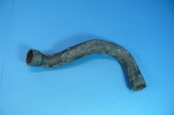 Kühlerschlauch Thermostatgehäuse - zum unteres Teil vom Kühler BMW E36