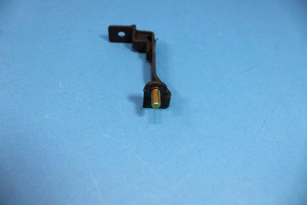 Bracket rear right Sound protection cap BMW E31 E32 E34 E38