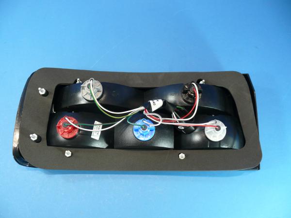 Rückleuchten GROß rot/schwarz passend für BMW 3er E30 Limousine Touring ab 9/87, Cabrio ab 10/90