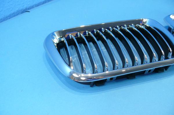 Niere vollchrom im Facelift LOOK passend für BMW 3er E36 ab 8/96
