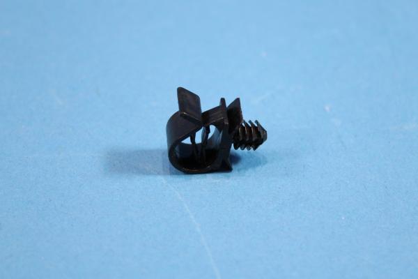 Leitungshalter BMW E31 E36 E38 E39 E46 E53 E60 E61 E65 E66 E84 E85 E90 E91 E92 E93 F01 F02 F06 F07 F10 F11 F12 F13 F39 F48 F93 G01 G02 G05 G06 G07 G16 G20 G21 G30 G31 G32 K21 K25 K25H K34 K48 K50 K51 K52 K53 K54 K61 K67 K69 K72 K80 K81 K82 K83 K84 I12 I15