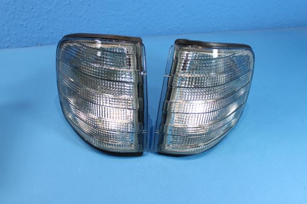 Front indicators black fit for Mercedes W126 Sedan