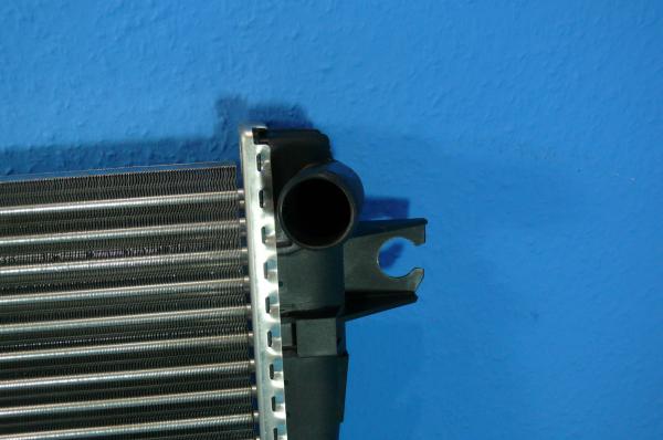 Radiator with transmission oil cooler A=550mm for BMW 3er E30