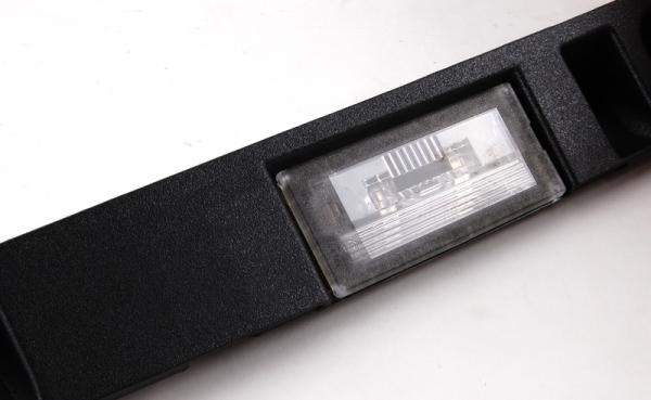 Griffleiste Heckklappe mit Taster GRUNDIERT BMW 3er E46 Coupé ab Bj. 03/03