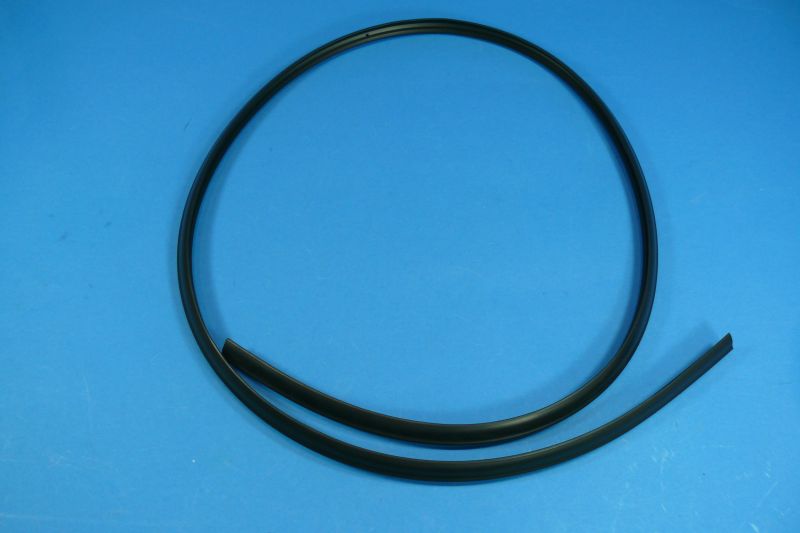 Edge protection for glazing front L=1354mm BMW 3er E30 M3