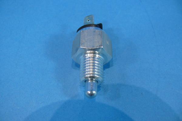 Rückfahrlichtschalter M12x1,5 BMW E3 E9 E12 E21 E23 E24 E28 E30 E32 E34 E36 Z1