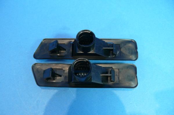 in.pro Seitenblinker schwarz passend für BMW E36 ab 9/96, X5