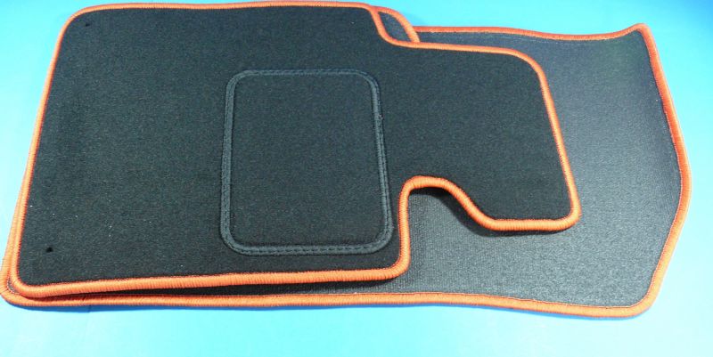 Fussmatten 4 tlg. schwarz/Kettlung orange BMW E46 nicht Cabrio