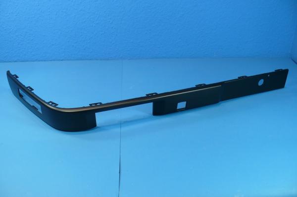 Stossleiste vorne rechts für US Positionsleuchten BMW 3er E30 ab 08/87, Cabrio ab 10/90