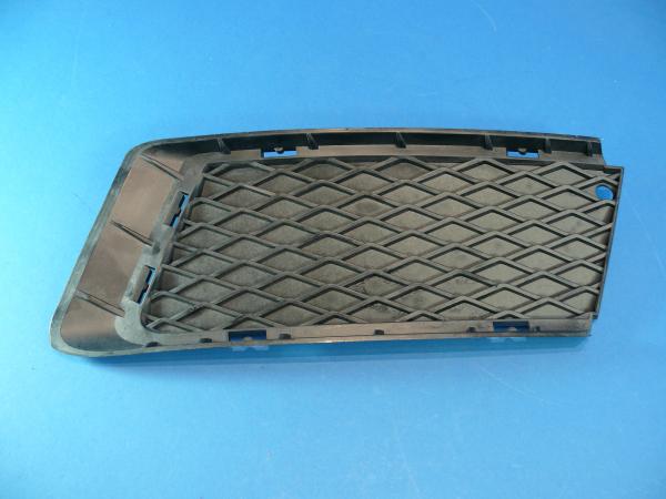Gitter geschlossen rechts SCHWARZ für M Stoßstange vorne BMW 3er E46 Coupe / Cabrio