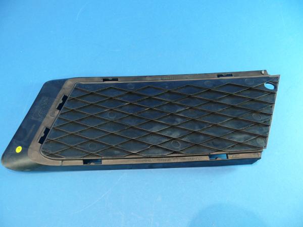 Gitter geschlossen rechts SCHWARZ für M Stoßstange vorne BMW 3er E46 Coupe / Cabrio