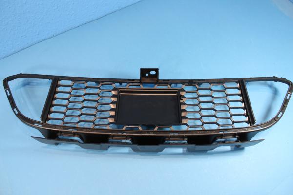 Insert, air intake, center (M-Technic) BMW F30 / F31 (with ACC)