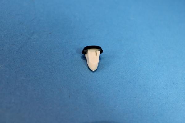 Plug-in nut 8x8mm, in tailgate for mounting of license plate BMW 1er 3er 5er 6er 7er X1 X3 X5 X6 Z4 MINI