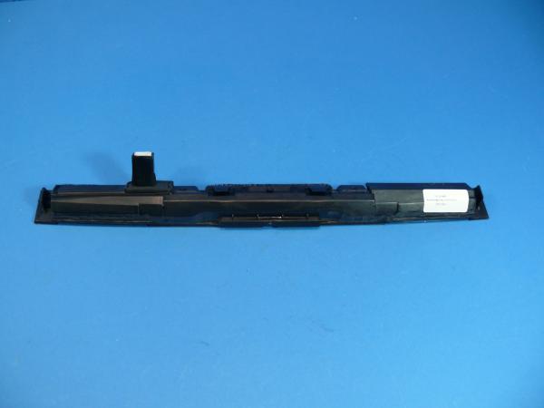 Trunk lid grip with key button BMW X3 E83/E83LCI