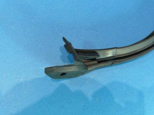 Dichtung vorne links BMW 3er E30 4-Türer / Touring