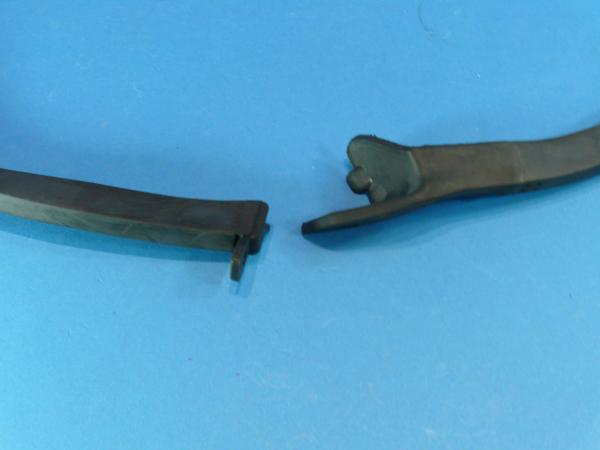 Dichtung vorne rechts BMW 3er E30 4-Türer / Touring