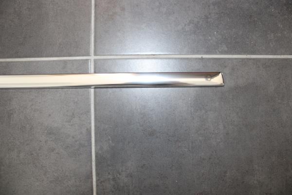 Covering chrome, for outer weatherstrip front RIGHT for BMW 3er E30 2-doors (incl. Convertible)