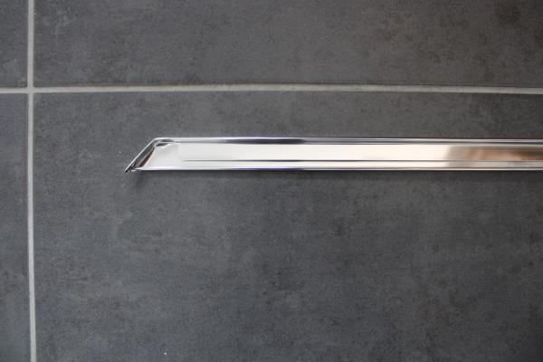 Covering chrome, for outer weatherstrip front RIGHT for BMW 3er E30 2-doors (incl. Convertible)