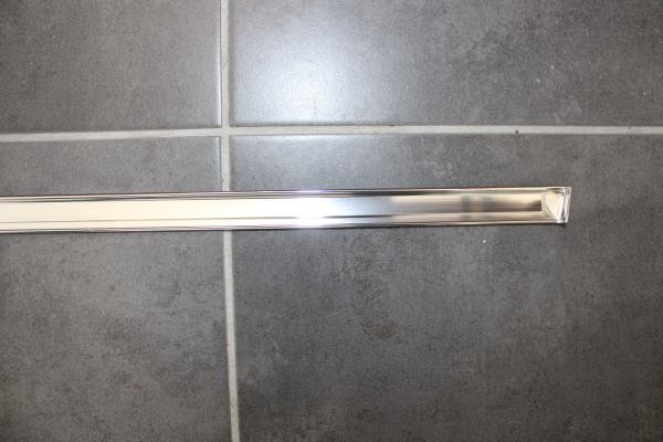 Covering chrome, for outer weatherstrip front RIGHT for BMW 3er E30 2-doors (incl. Convertible)