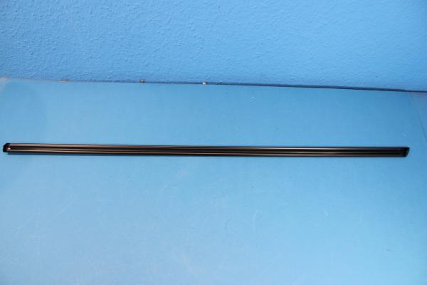 Moulding rear right behind BLACK BMW 5er E28