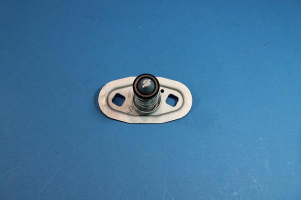 Front hood lock upper part on the hood right side BMW 3er E36